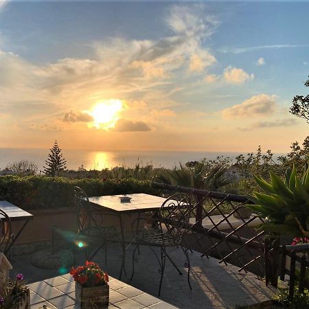 La Terrazzina Sul Tramonto Forio (Isola d'Ischia) Exterior foto